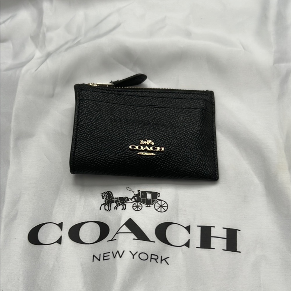 Coach Black Textured Leather Card Wallet